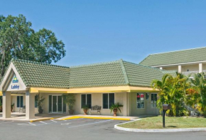 Days Inn by Wyndham Port Charlotte Town Center